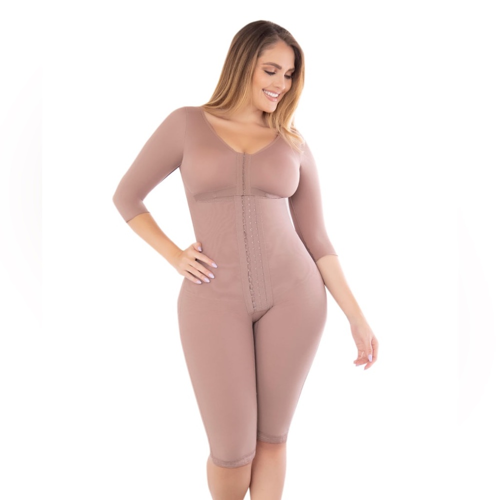 POST-SURGICAL KNEE-LENGTH HIGH COMPRESSION GIRDLE WITH HOOKS AND ABDOMINAL shape